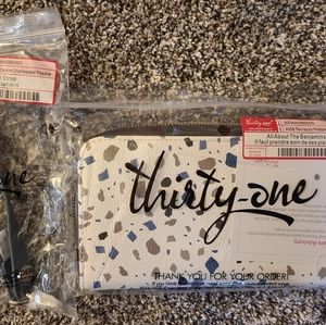 Thirty-One All About The Benjamins wallet wristlet
